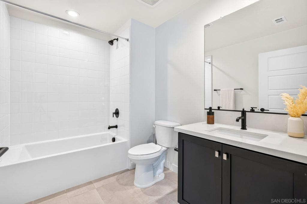 13136 Lumen Way - photo 5