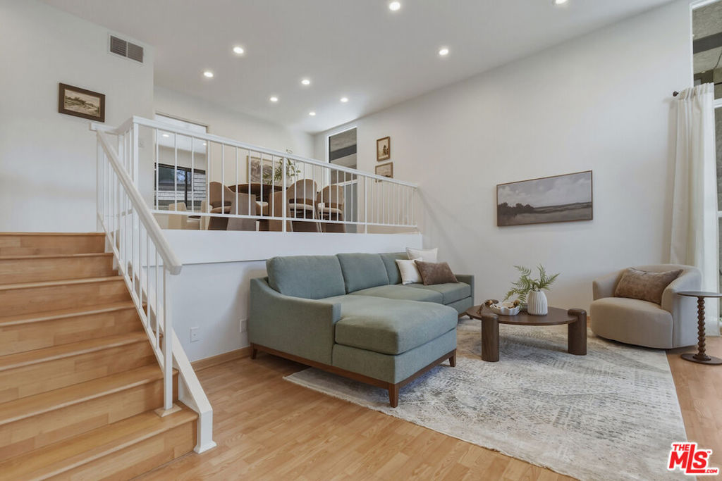 MLS #26863145 image #1