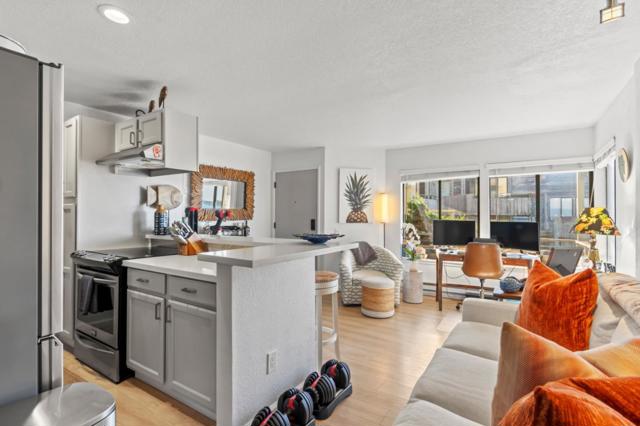 1 Surf Way, Monterey CA: https://media.crmls.org/mediaz/fb33754e-8bec-4685-be55-dd76a911b7bb.jpg