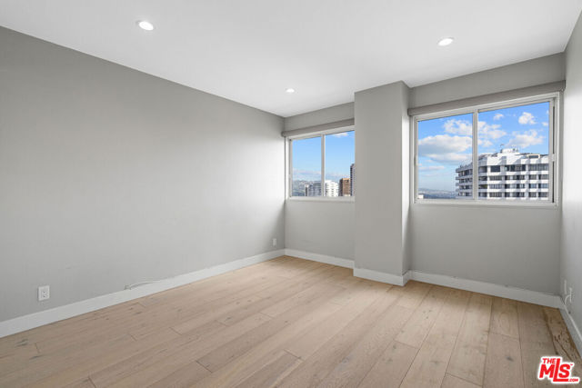 10701 Wilshire Boulevard, Los Angeles CA: https://media.crmls.org/mediaz/fb359ecb-31db-4621-9138-8391a9ac325d.jpg