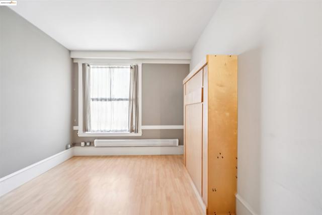 83 McAllister St, San Francisco CA: https://media.crmls.org/mediaz/fb35aa38-3bf6-426f-91a1-78f65ecf2970.jpg