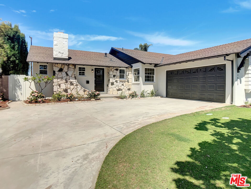 1923 S Janette Lane