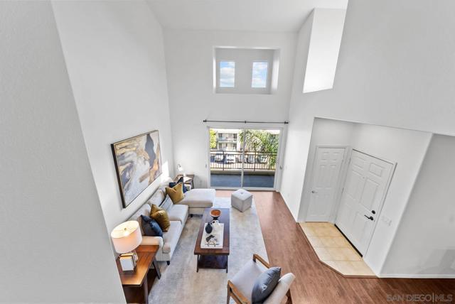 5439 Soho View Ter, San Diego CA: https://media.crmls.org/mediaz/fb36e075-8c02-4ecd-8ed1-825d63aa523b.jpg