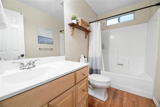 42729 Haupstrasse Drive, Big Bear CA: https://media.crmls.org/mediaz/fb3707fb-2b62-44e0-8751-43922be3b56d.jpg
