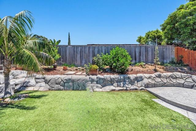 5327 Saxon St, San Diego CA: https://media.crmls.org/mediaz/fb380d11-9e7b-496f-981f-f3e8cf0b08aa.jpg
