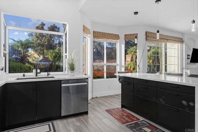Image 23 of 59 For 12118 Ferncrest Place