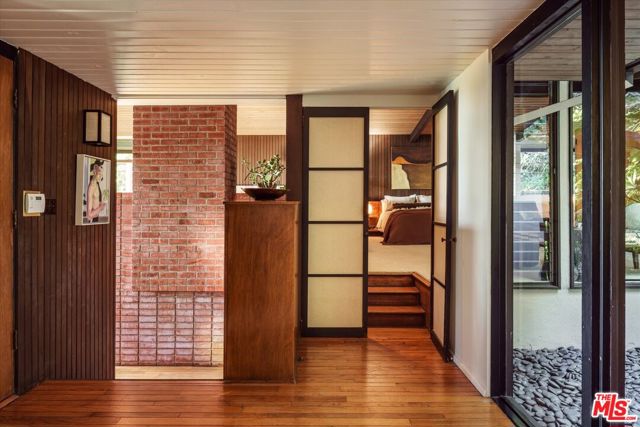 Image 9 of 53 For 1966 Lucile Avenue