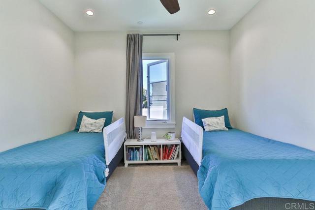 Detail Gallery Image 36 of 39 For 573 H, Coronado,  CA 92118 - 3 Beds | 3 Baths