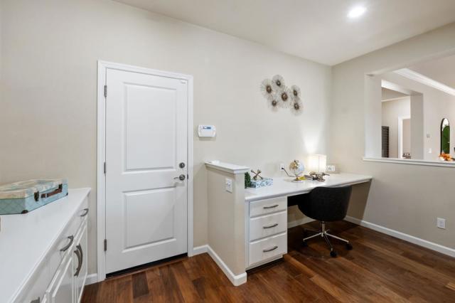 Image 17 of 62 For 32210 Regents Boulevard