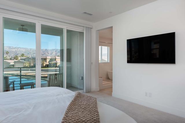84650 Litorale Court, Indio CA: https://media.crmls.org/mediaz/fb39ae5a-1776-4846-a1ce-34f6c404370d.jpg