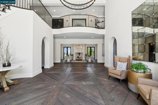 1021 Via Del Gato, Alamo CA: https://media.crmls.org/mediaz/fb3a37bd-486f-4364-97c8-dd08a82ce332.jpg