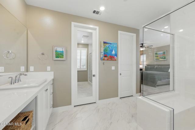 1894 Malalenca Road, Santa Paula CA: https://media.crmls.org/mediaz/fb3a7689-4db5-4b91-bf93-e1b353b6f32a.jpg