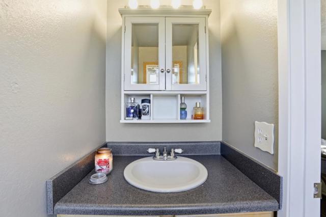 2048 Southwood Drive, Vacaville CA: https://media.crmls.org/mediaz/fb3afc63-d1f7-4587-8ca0-ba86275acf50.jpg