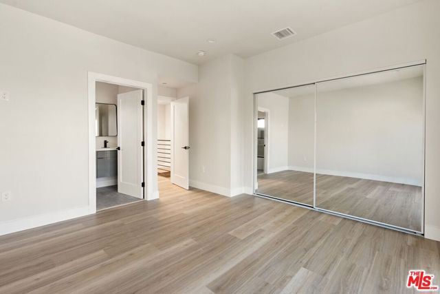 714 W 41st Place, Los Angeles CA: https://media.crmls.org/mediaz/fb3c3535-f328-4b7b-8df6-3a24c9efb37a.jpg