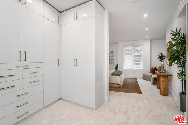 1318 S Roxbury Drive, Los Angeles CA: https://media.crmls.org/mediaz/fb3c835e-b924-4afb-aa01-967834fa74db.jpg