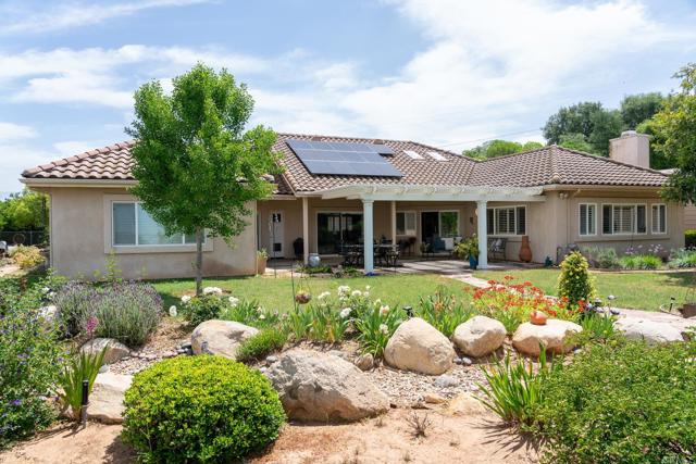 30646 Red Hawk Road, Valley Center CA: https://media.crmls.org/mediaz/fb3e0021-bd4a-4229-b716-1b9ff8c57b7c.jpg