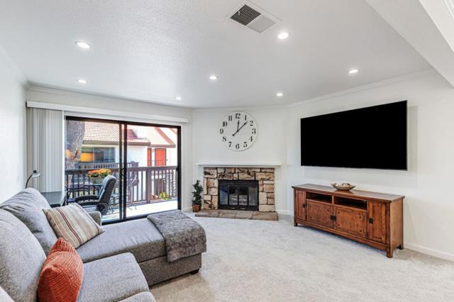 775 Williamsburg Way, Gilroy CA: https://media.crmls.org/mediaz/fb3e4412-a36a-447d-b4c5-25f5a4e7ee90.jpg