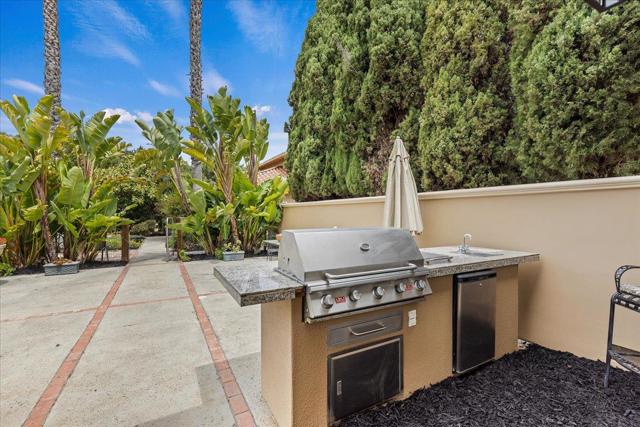 2710 Summerland Road,  CA: https://media.crmls.org/mediaz/fb3f847b-d207-4481-a8c6-e4599a7e703f.jpg