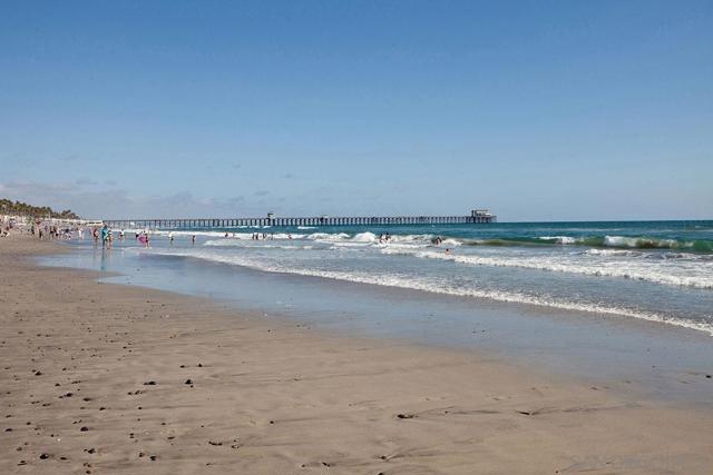 999 N Pacific St, Oceanside CA: https://media.crmls.org/mediaz/fb4060f1-667b-4ba5-819d-9cfef0b38cbc.jpg