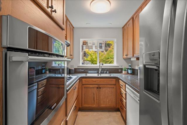 2934 San Juan Boulevard, Belmont CA: https://media.crmls.org/mediaz/fb406a26-07eb-4b15-b9d8-591d67eb187b.jpg