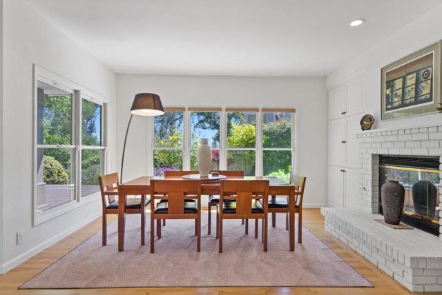 3696 Tiffani Court, Santa Cruz CA: https://media.crmls.org/mediaz/fb40da22-6b55-48b9-b71f-f80e7fb6f336.jpg