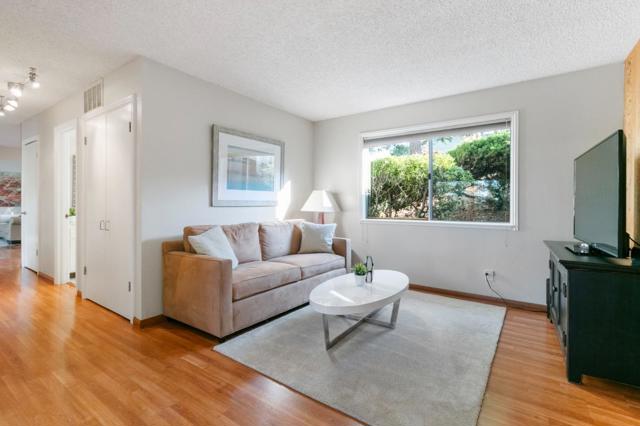 878 Hillcrest Drive, Redwood City CA: https://media.crmls.org/mediaz/fb41cec0-e9cb-4481-ba92-54c6b36bf27a.jpg