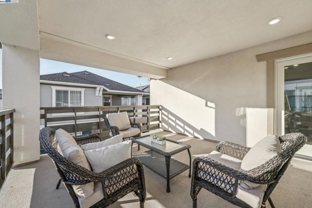 37898 Seafarer Road, Newark CA: https://media.crmls.org/mediaz/fb422c7c-7175-4751-a8cc-55a467a199db.jpg