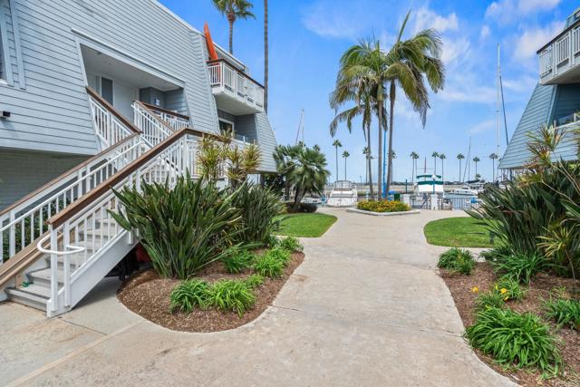 Detail Gallery Image 7 of 38 For 38 Montego Ct, Coronado,  CA 92118 - 2 Beds | 2/1 Baths