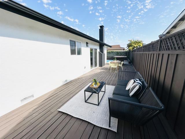 2262 Bermuda Ave, San Leandro CA: https://media.crmls.org/mediaz/fb428fda-81a8-423c-af7a-200f8c2489f4.jpg