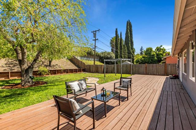 658 S Daniel Way, San Jose CA: https://media.crmls.org/mediaz/fb42b3e4-7227-431a-a311-5f2a74498a8e.jpg