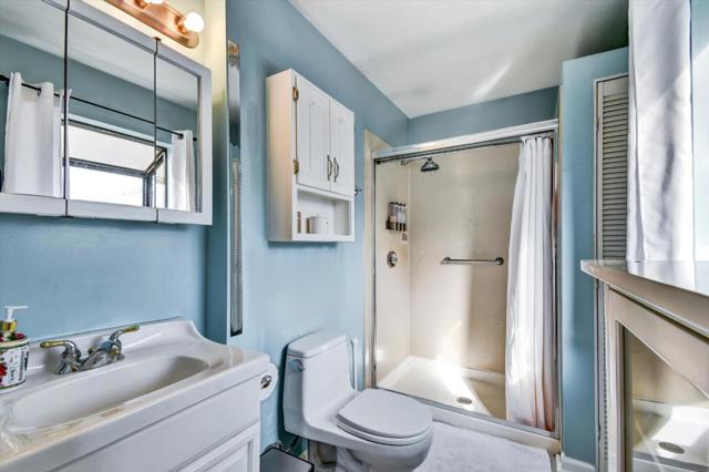 847 Arguello Boulevard, Pacifica CA: https://media.crmls.org/mediaz/fb42f977-017c-426f-86cc-b0fabdd664c0.jpg