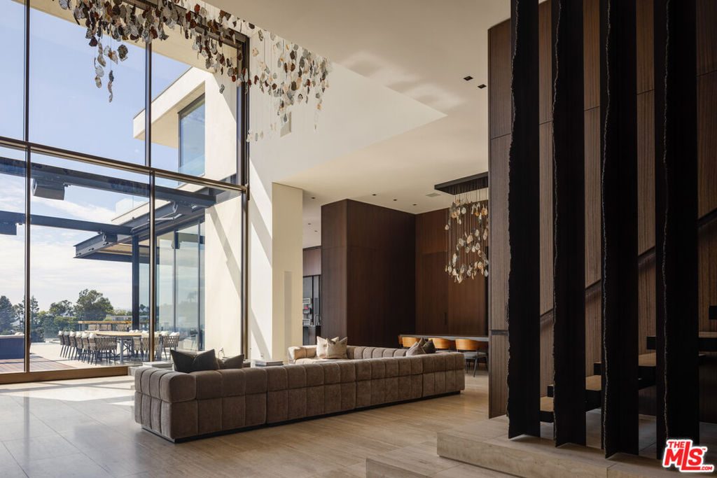 MLS #25597515 image #14