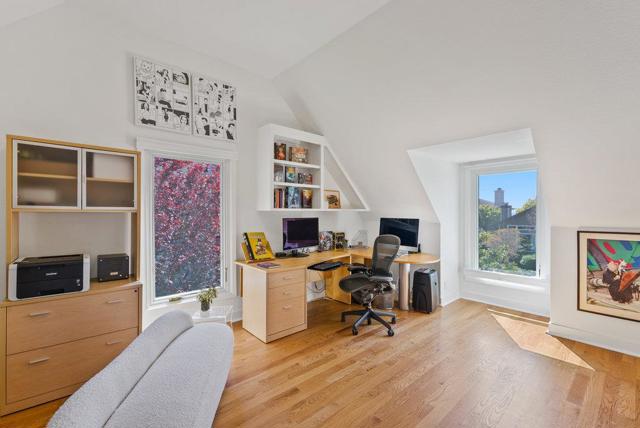 3696 Tiffani Court, Santa Cruz CA: https://media.crmls.org/mediaz/fb4424cb-bc77-4437-973e-a16c4b6f8c41.jpg