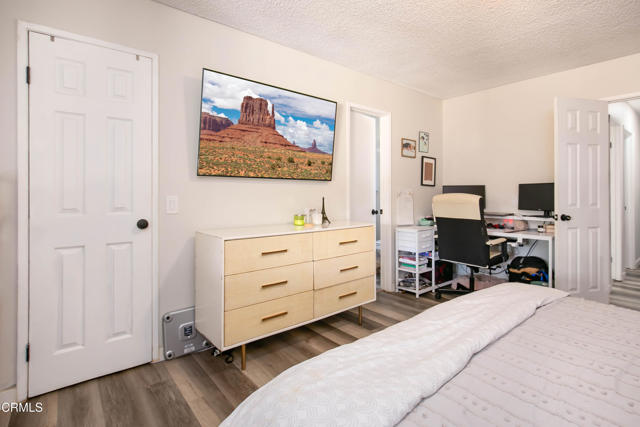 43063 Lemonwood Dr Drive, Lancaster CA: https://media.crmls.org/mediaz/fb442a11-822a-469a-b1b4-77f69c072277.jpg