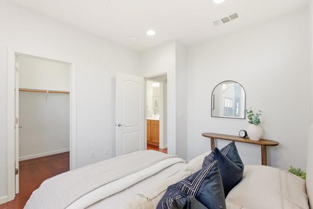 203 Peppermint Tree Terrace, Sunnyvale CA: https://media.crmls.org/mediaz/fb44f974-b8e2-4bcc-adfe-c4e8540feced.jpg