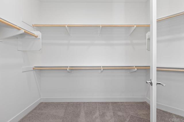 13403 Hudson Ln, San Diego CA: https://media.crmls.org/mediaz/fb467440-75b4-43d0-8004-fd5ede5d22a6.jpg