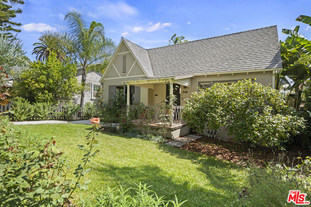 Fb475004 Ef26 4c5e B617 A5b7c7500ab3