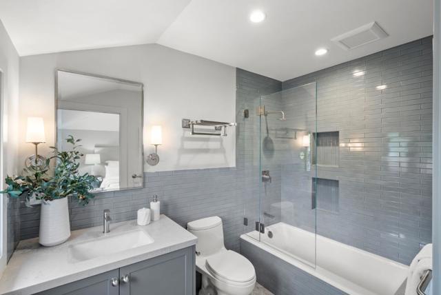 1863 Edgewood Drive, Palo Alto CA: https://media.crmls.org/mediaz/fb485713-09f8-419e-9d13-cd10ba56744d.jpg