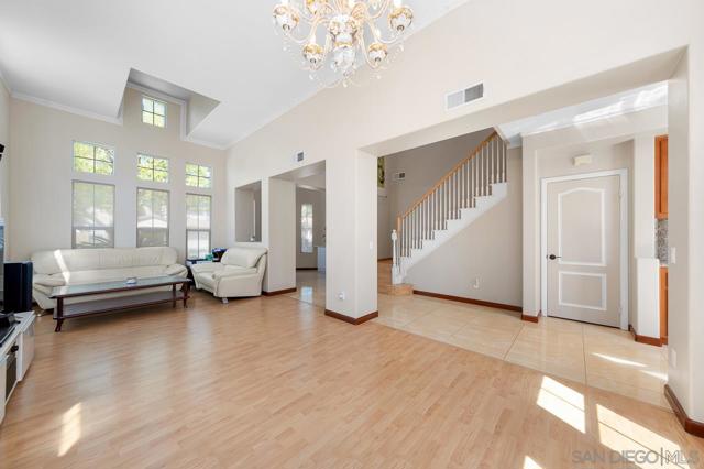 1175 SANTA OLIVIA RD, Chula Vista CA: https://media.crmls.org/mediaz/fb48f69a-c4aa-4be5-926f-f02f536b4414.jpg