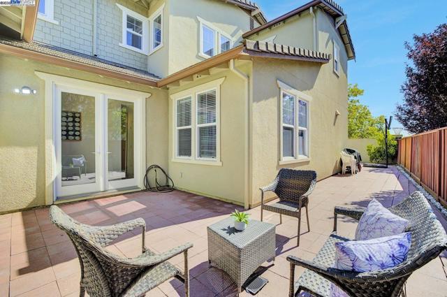 200 ARDEN CT, San Ramon CA: https://media.crmls.org/mediaz/fb495a6e-aa5c-4425-9a76-3352fd2f63c8.jpg