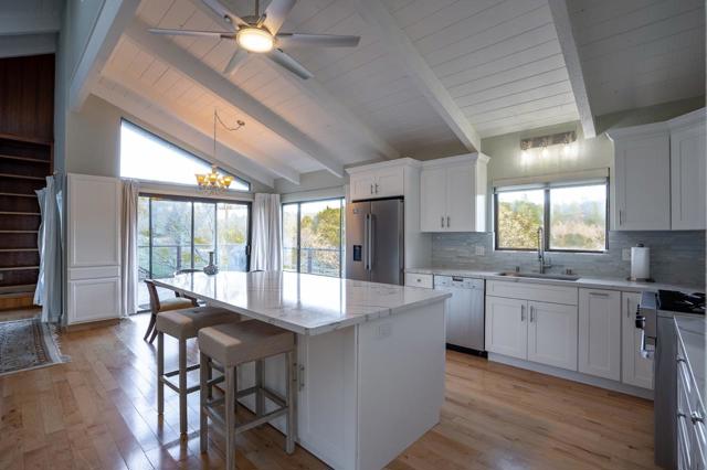 701 Day Valley Road, Aptos CA: https://media.crmls.org/mediaz/fb4a011e-eb96-4f46-a8a7-dbad699ecfa2.jpg