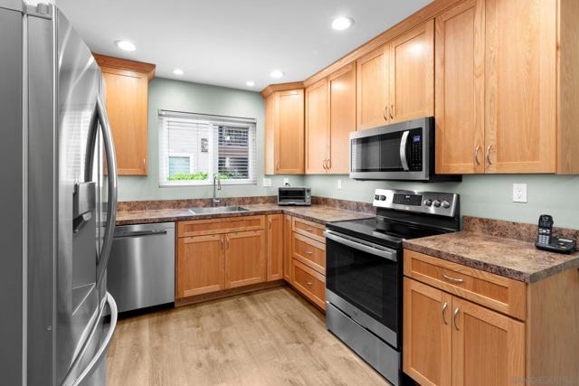 6019 Rancho Mission Rd, San Diego CA: https://media.crmls.org/mediaz/fb4a96c8-e7e0-431d-a3e1-48d35b745587.jpg
