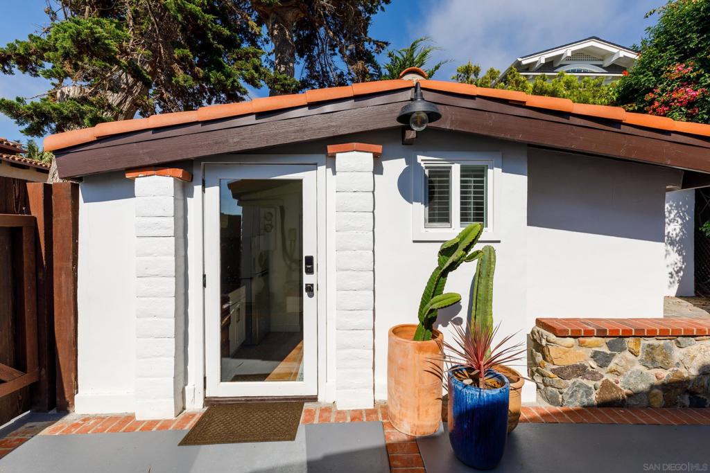 MLS #250041465SD image #34