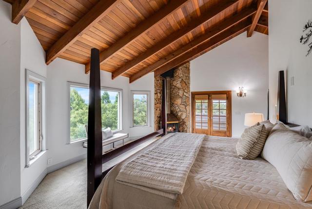 1501 Hidden Valley Road, Soquel CA: https://media.crmls.org/mediaz/fb4b0ed7-ba45-496f-ad4d-1e6e9dd353bb.jpg