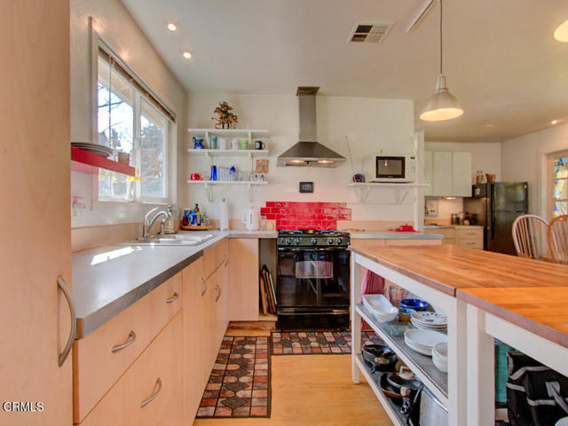 Detail Gallery Image 7 of 51 For 14100 Prairie Way, Mendocino,  CA 95460 - 2 Beds | 2 Baths