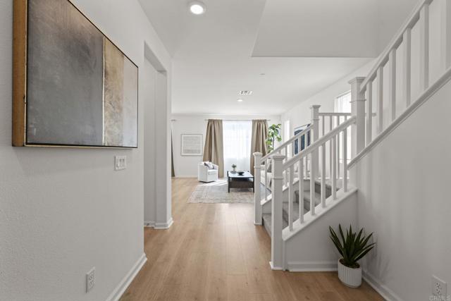 Detail Gallery Image 4 of 33 For 28024 Harvest Ct, Valley Center,  CA 92082 - 3 Beds | 2/1 Baths