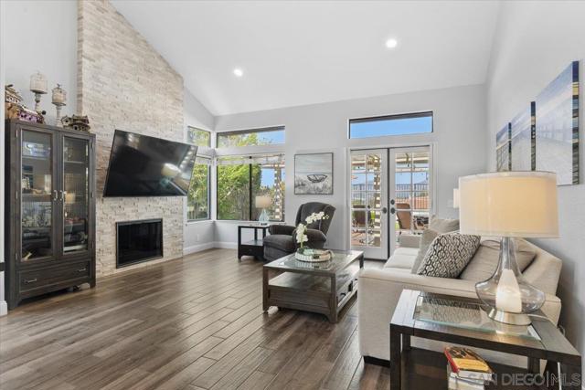 16263 Via Embeleso, San Diego CA: https://media.crmls.org/mediaz/fb4d71aa-80ff-49d7-94aa-b79e91ffc295.jpg