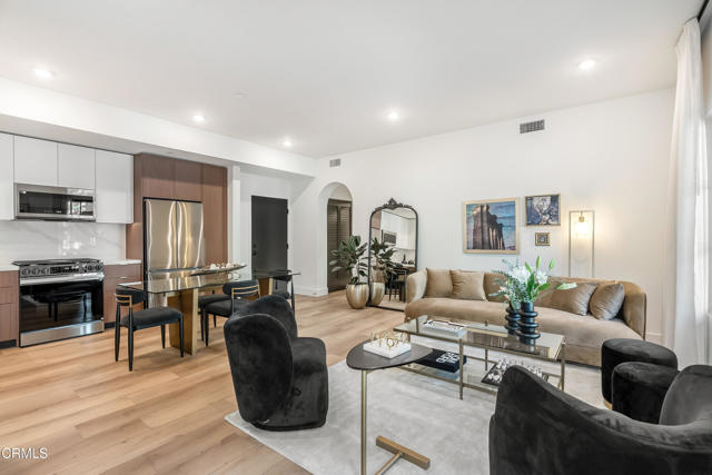 Detail Gallery Image 9 of 41 For 139 S Oak Knoll Ave #203,  Pasadena,  CA 91101 - 2 Beds | 2 Baths