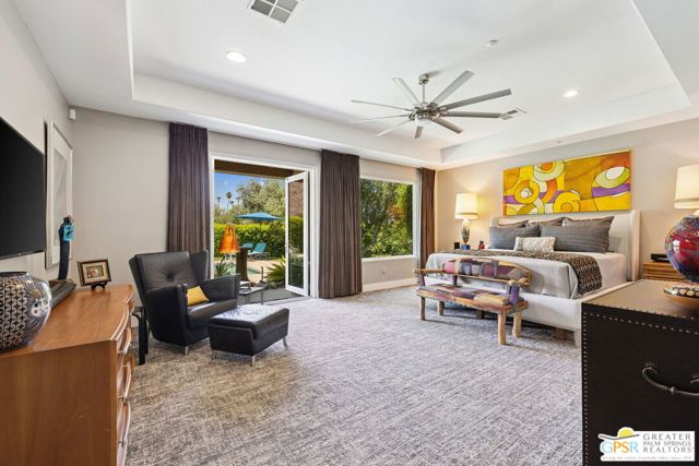 450 E Bogert Trail, Palm Springs CA: https://media.crmls.org/mediaz/fb4e923f-3b1d-4401-a295-1d8cd1786137.jpg