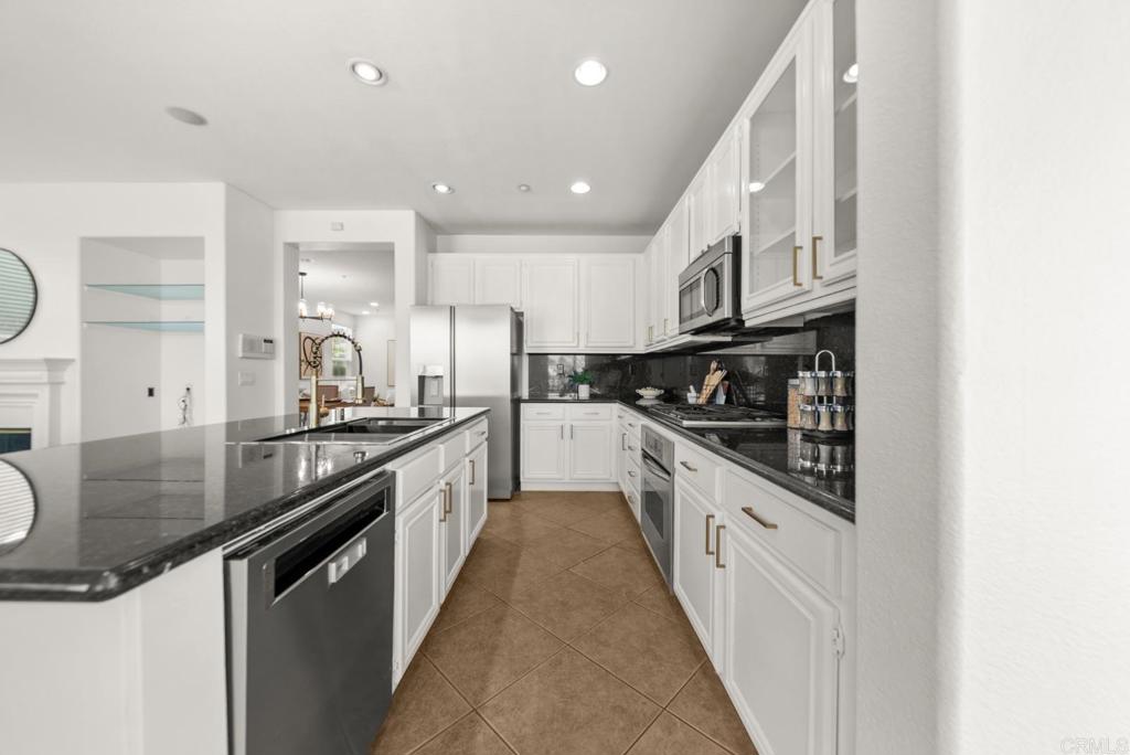 6340 Oleander Way - photo 7